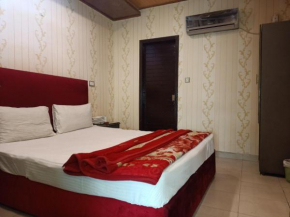 Royal family ties Hotel